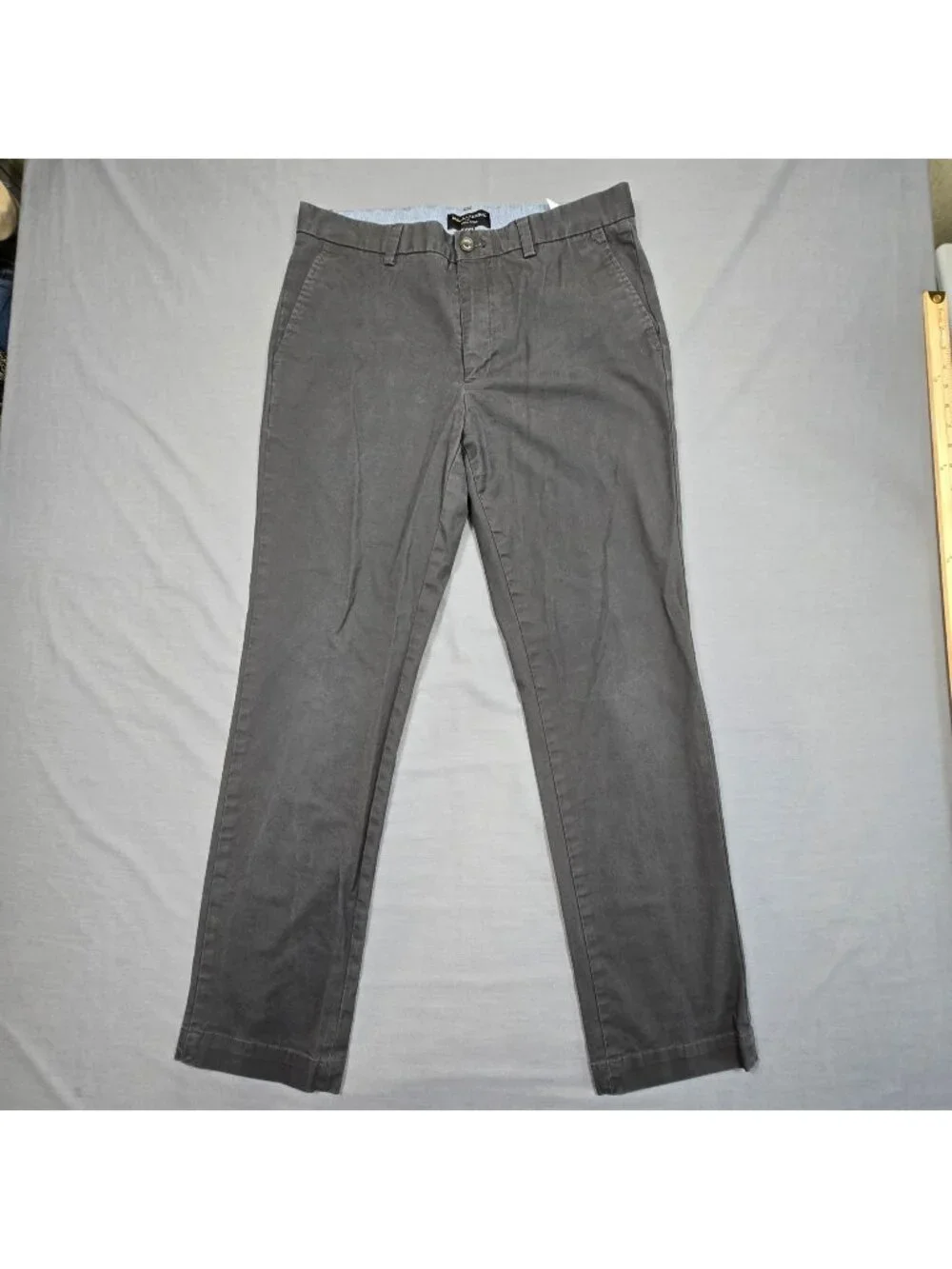 Banana Republic 33x32 Mens Chino Pants Aiden Straight Fit Gray Casual